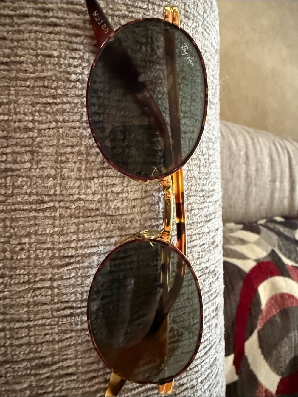 Ray-Ban (Vintage) Gold Frame Tortoiseshell Temples
